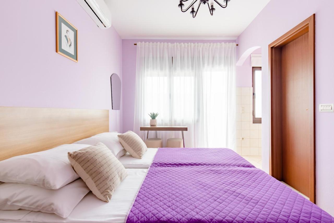 Apartments Mara Каштела Екстер'єр фото